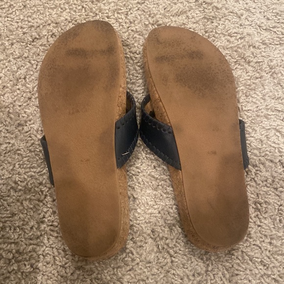 JACK ROGERS
Thelma Comfort Leather Flip Flops Size 6.5 - Picture 8 of 8